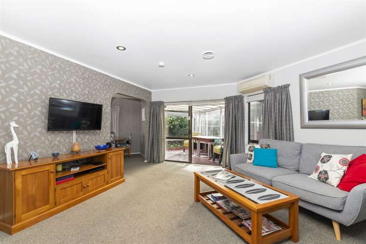 2/94 Titirangi Road New Lynn_3