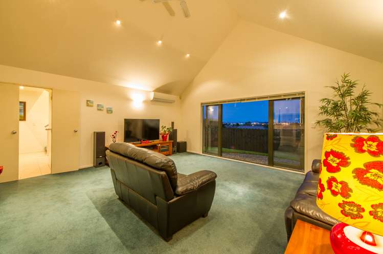 12 Kylie Court Clover Park_22