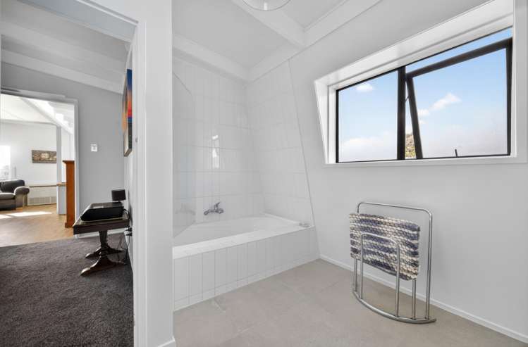 2/2 Nikau Street Stoke_13