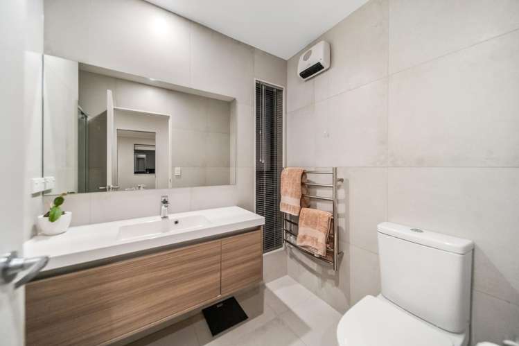 38 Matairangi Avenue Totara Heights_10