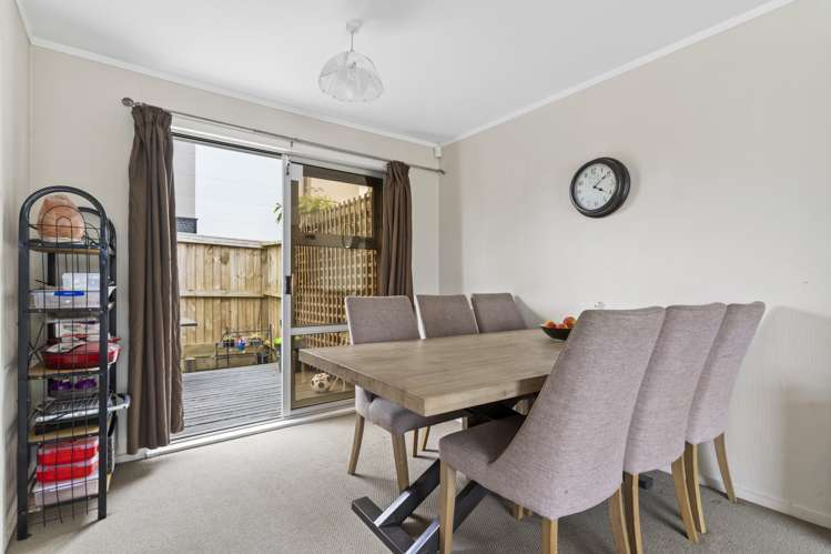 1/11 Talavera Place Te Atatu South_5