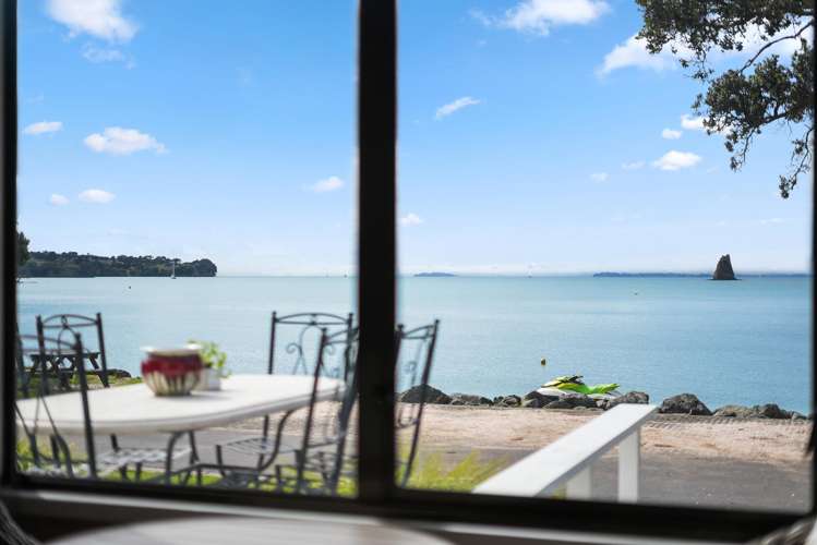 12 Matakatia Parade Matakatia_12