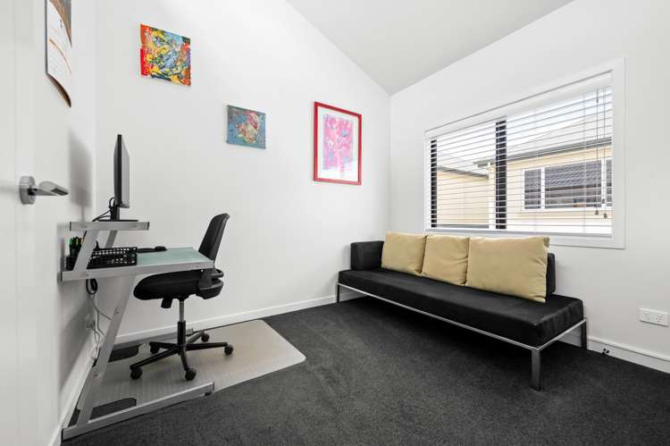 2/13 Manning Street Hamilton Central_11