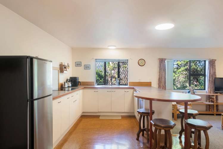 17 Charnwood Grove Waikanae_12