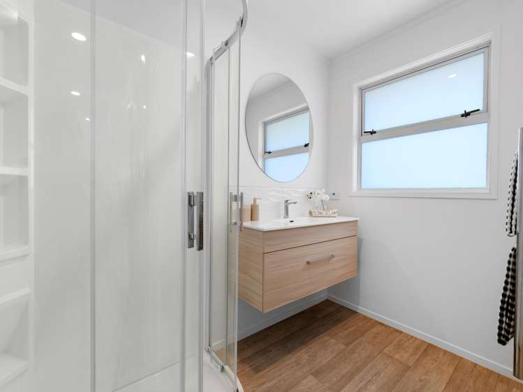 16 Ridge Street Otumoetai_18