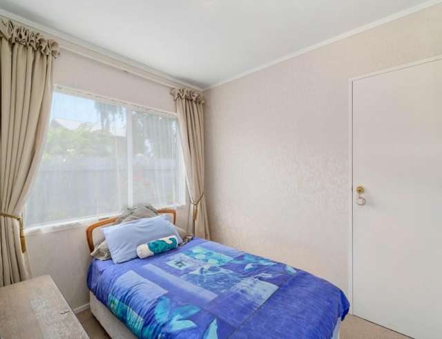 8b Ruihi Street Victoria_4