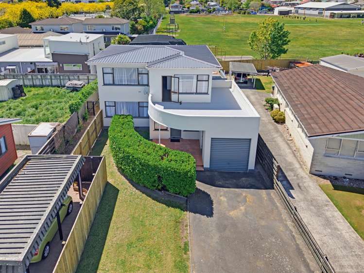 12A Phillip Street Victoria_24