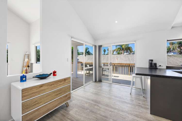 11 Kestrel Heights Arkles Bay_8