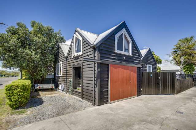 707a Queen Street East Parkvale_3