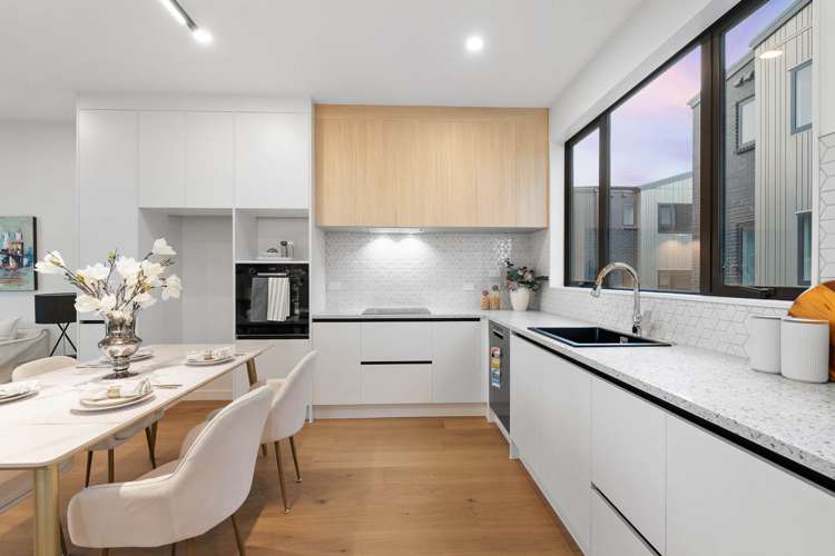 9A & 9B Huia Road_2