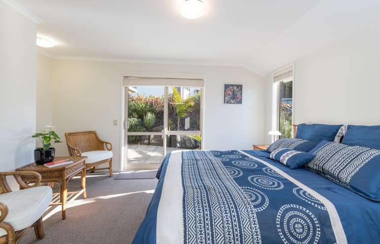 369 Princes Drive Britannia Heights_20