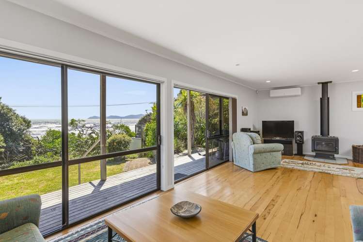 114 The Parade Paekakariki_6