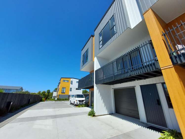 5/128 Onewa Road 10887_14