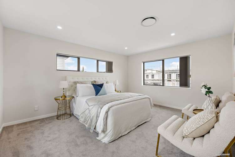 12a Sheridan Drive New Lynn_18