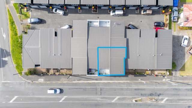 4/100 Knighton Road Hillcrest_3