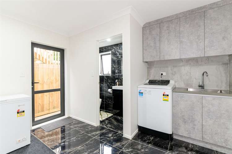 55 Wickman Way Mangere East_15