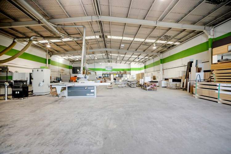 132 Main Road Kumeu_3