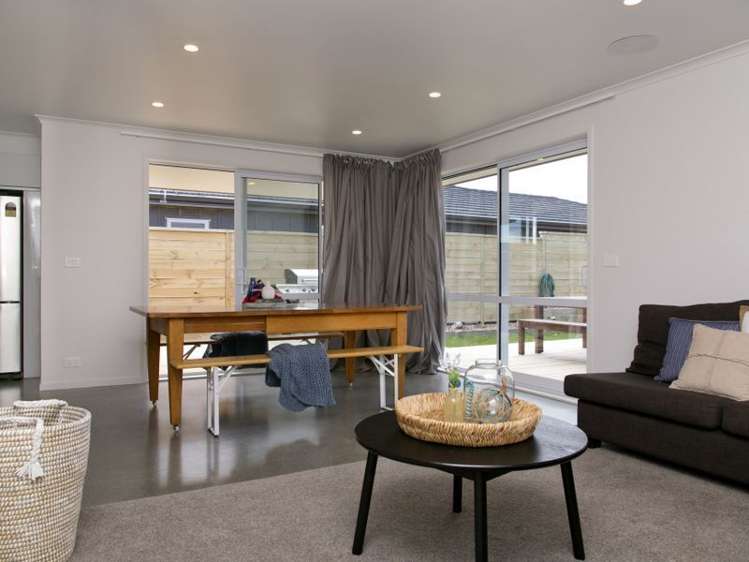 6 Barbary Close Wharewaka_6