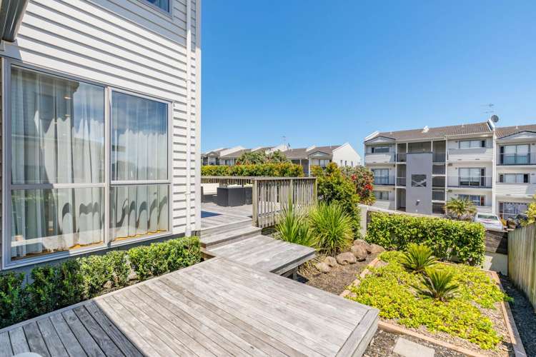 99 Medallion Drive Oteha_29