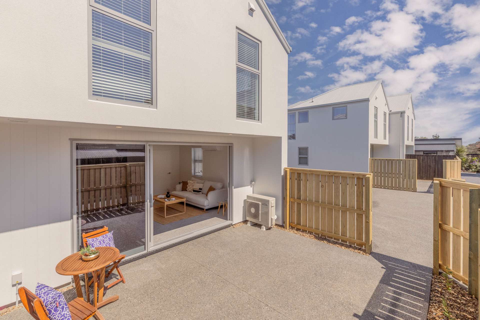 2/118 Oram Avenue New Brighton_0