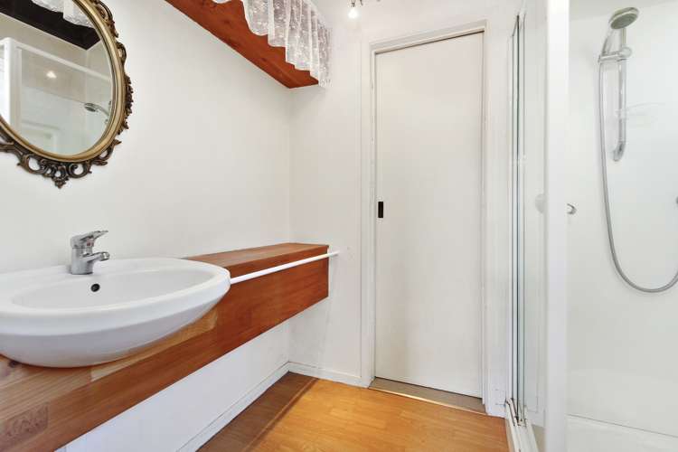 2/54a Ambler Avenue Glen Eden_8