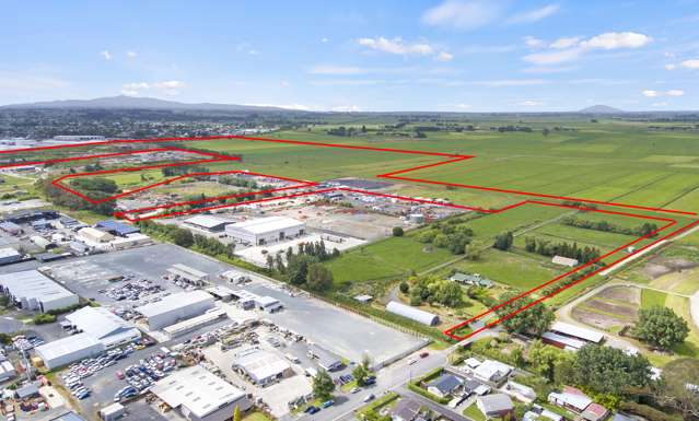 One of the biggest sites to come up for sale on Hamilton's edge