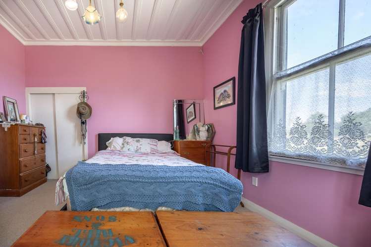 290 Notorious West Road Mahuta_6