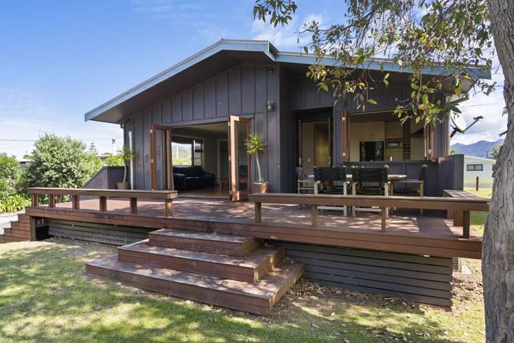 506 Ocean Road Whangamata_37