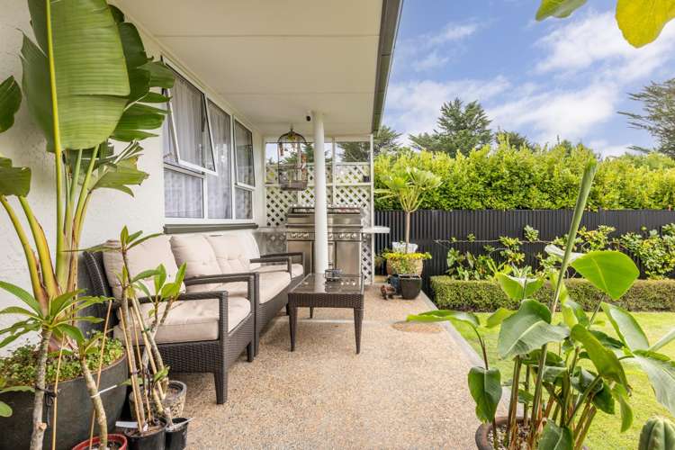 74 Menin Road Onekawa_14