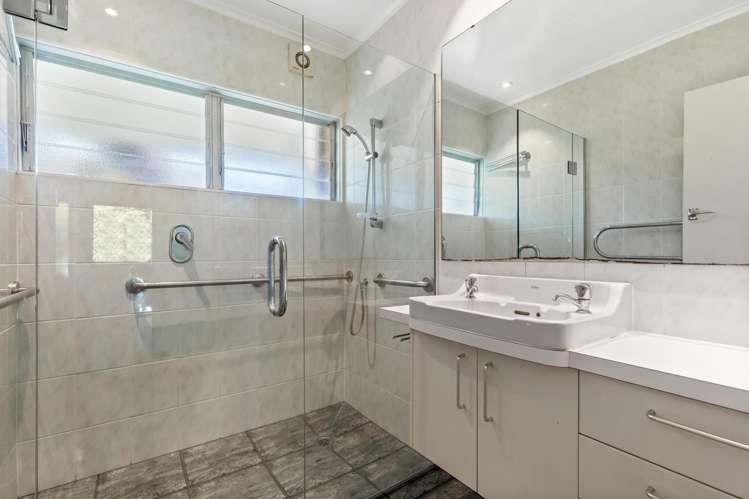 81 Park Rise Campbells Bay_12