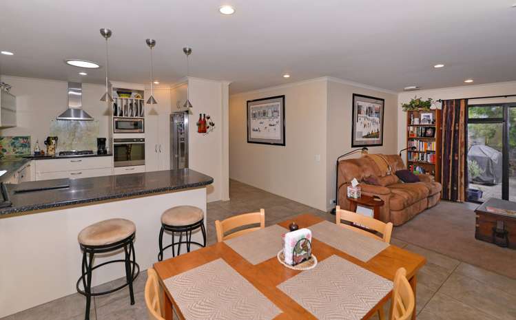 13 Antoine Grove Richmond_15