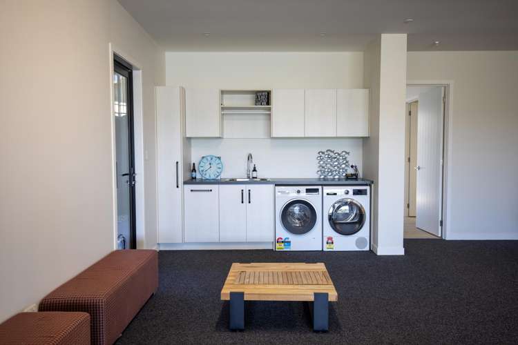 2a Marine Parade Raglan_21