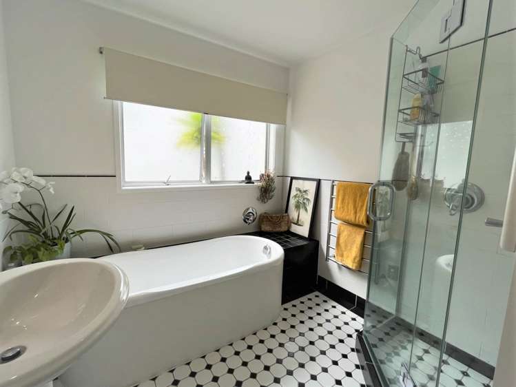 1/38 Cheltenham Road Devonport_3