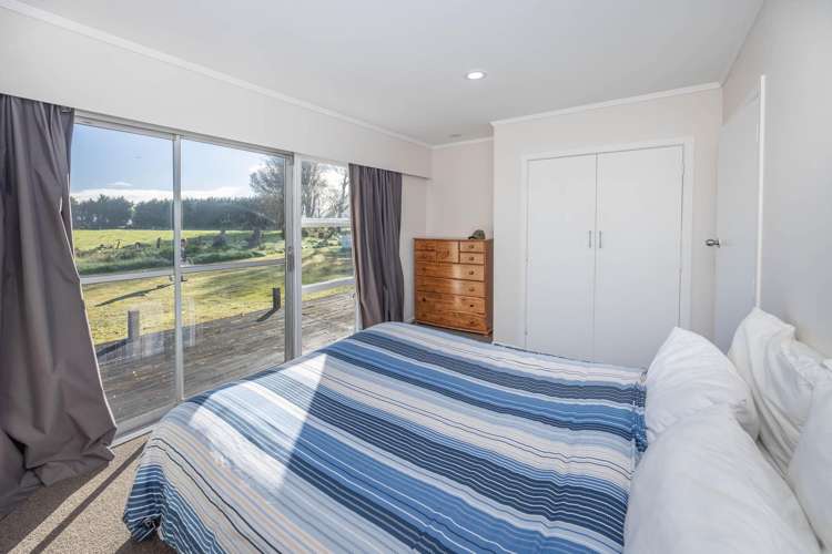 588 Holland Road Eureka_11