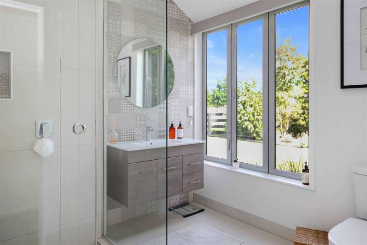 633 Downs Road West Eyreton_13