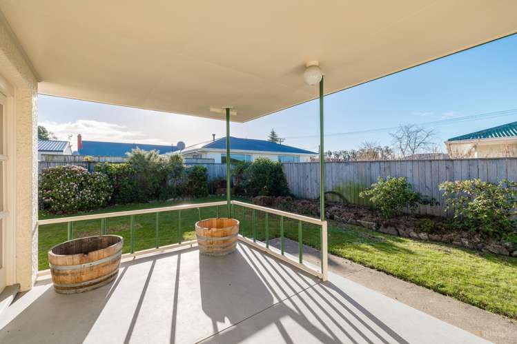 30 Hughes Street Waimate_17