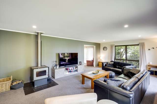 1 Ewan Place Taradale_2
