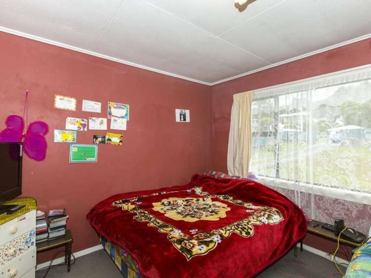 11 Bledisloe Crescent Wainuiomata_7