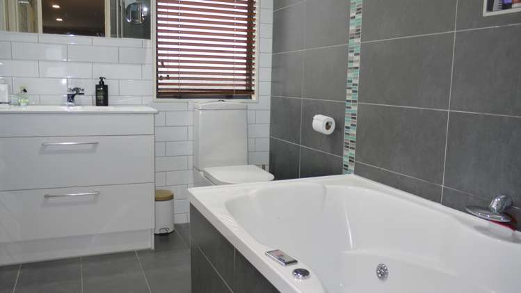 54d Monteith Crescent Remuera_12