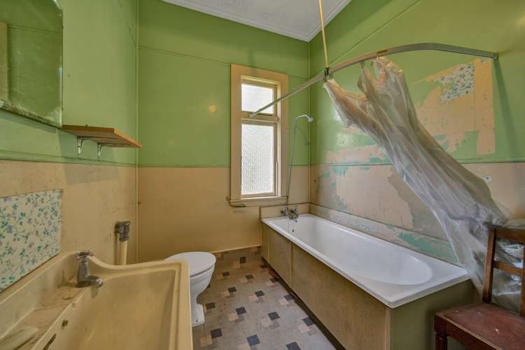 43 Brecon Road Stratford_16