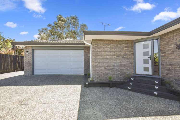 96 Brian Crescent Stanmore Bay_1