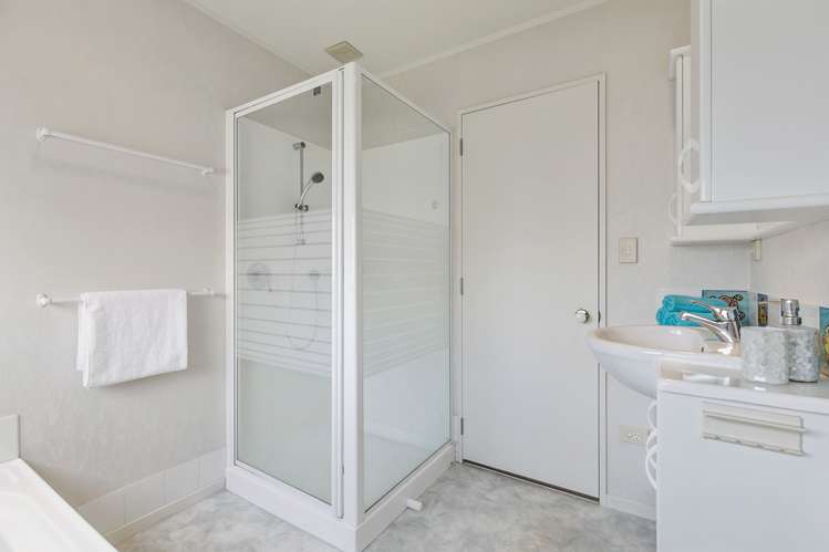 38 Ewhurst Place Goodwood Heights_12