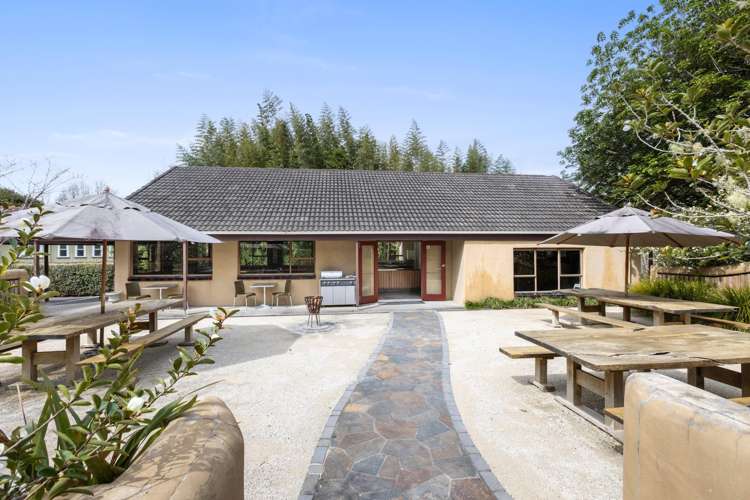 581 West Coast Road Oratia_33