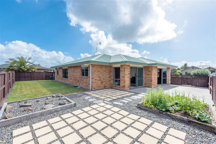 13 Westminster Place Rototuna North_3