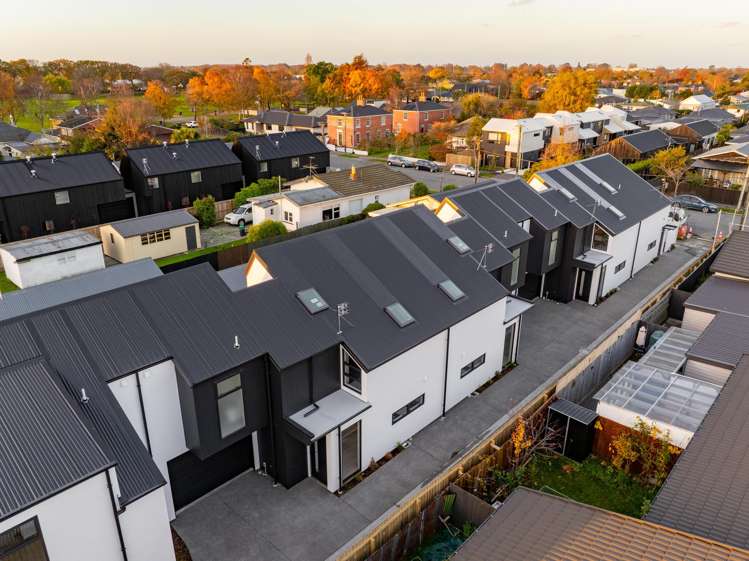 2/25 Allard Street St Albans_4