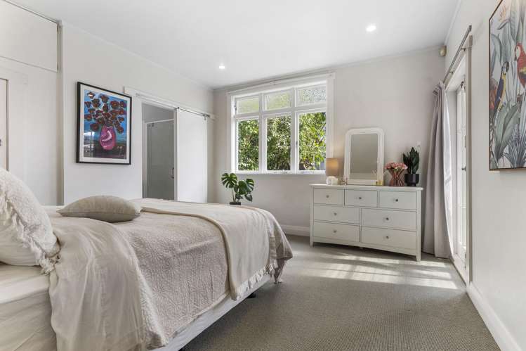 259 Saint Andrews Road Epsom_18