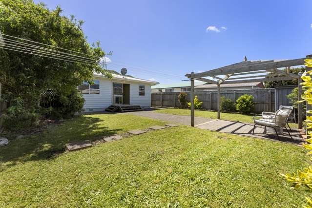 85 Pasadena Crescent Totara Park_1