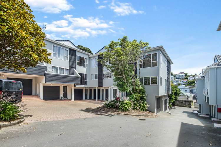 13/20 Thompson Street Mount Cook_16