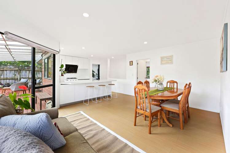 2/57 Howe Street Howick_11
