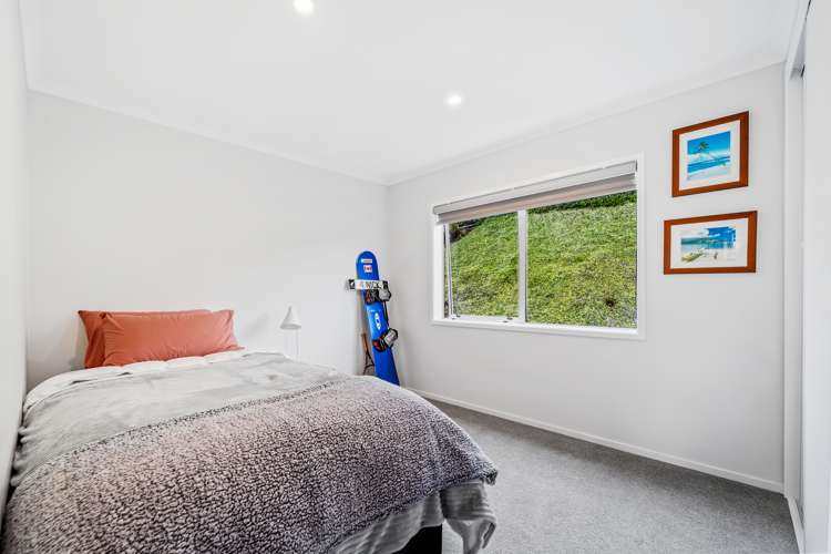 92 Arran Point Parade Orewa_15